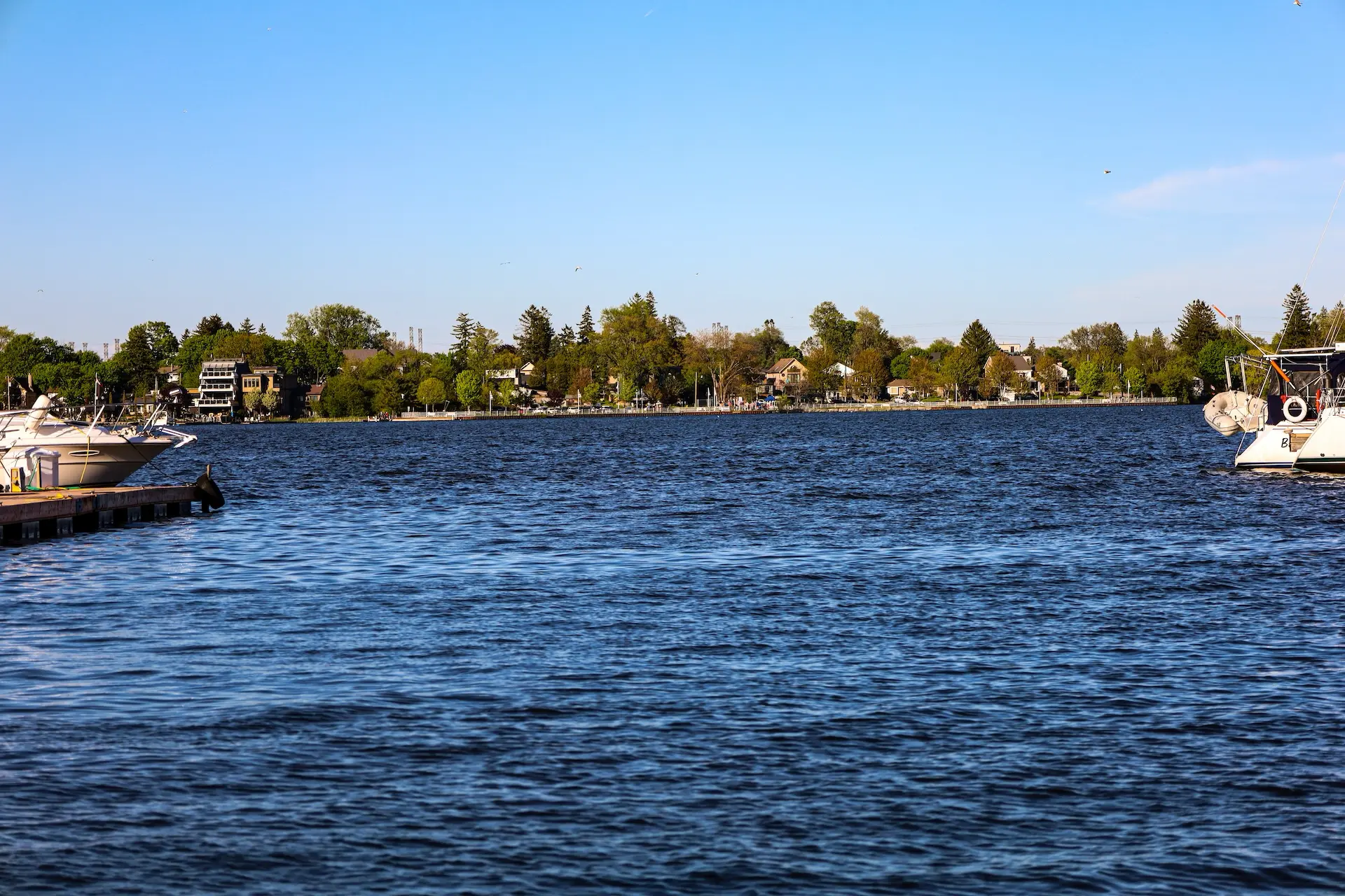 Pickering harbour and lakefront